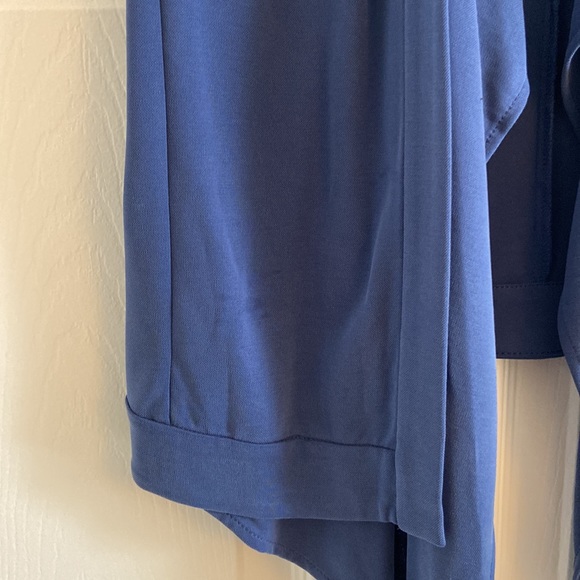 BCBG vest - Picture 3 of 6